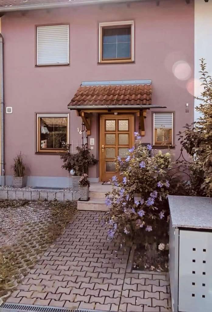 Immobilie in Wörth - Provisionsfreies Reihenmittelhaus mit schönem eingewachsenem Garten - Bild 0