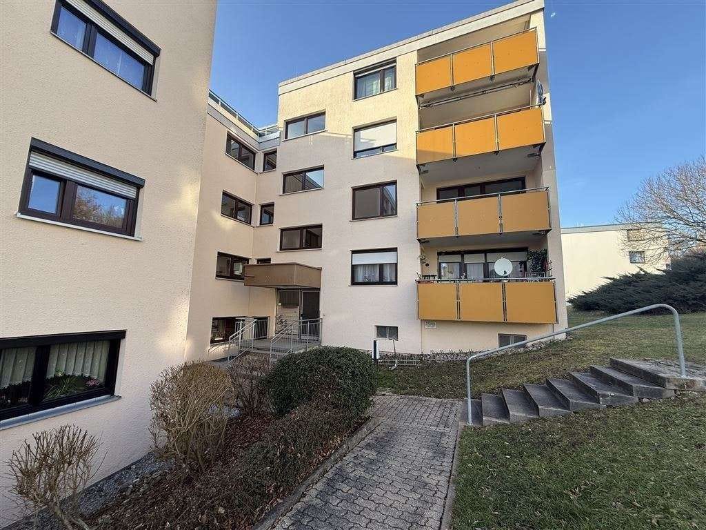 Immobilie in Leinzell - Wohnen mit Weitblick - Sonnige 3-Zimmer-Wohnung in begehrter Hanglage von Leinzell - Bild 0