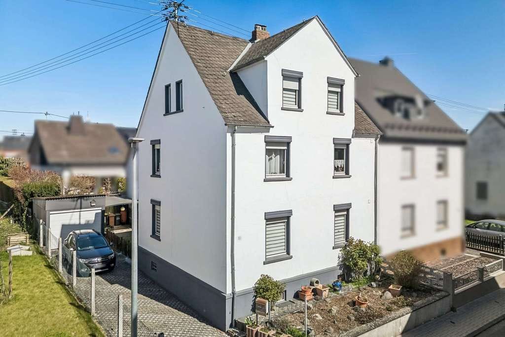Immobilie in Elz - Kompaktes EFH mit viel Platz sucht neue Familie! - Bild 0
