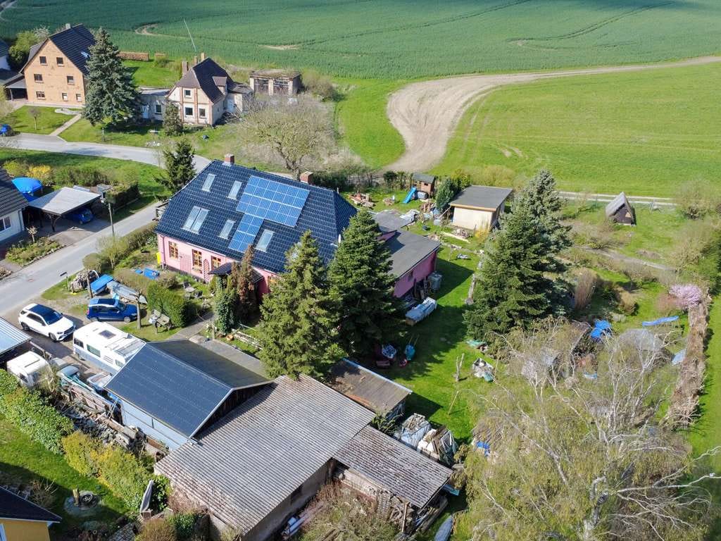 Immobilie in Kritzmow - Viel Platz nahe Rostock (10 Min.) // Haus ca. 300 m² Wohnfläche & 2000 m² Grundstück // Feldrandlage - Bild 2