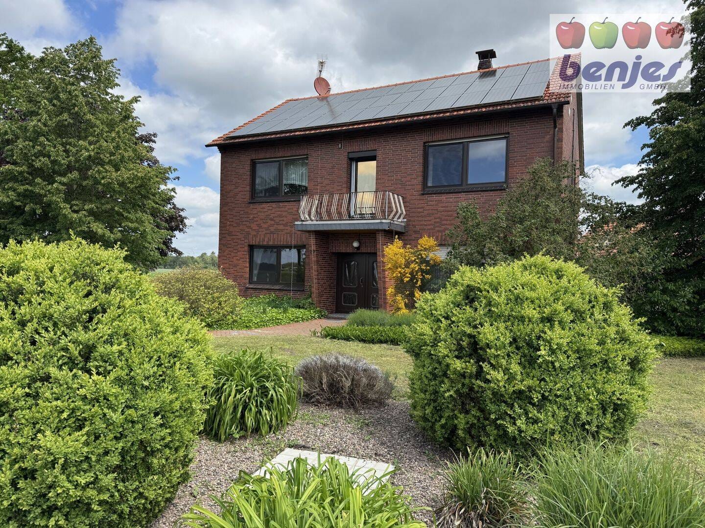 Immobilie in Sulingen - Wohnen im Grünen - Großzügiges Zuhause mit viel Platz für die Familie, Garten und Ideen! - Bild 0