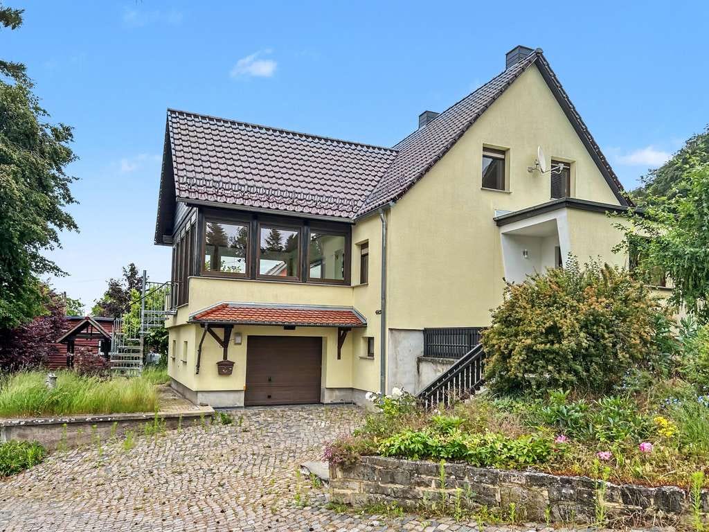 Immobilie in Blankenhain - Schönes Einfamilienhaus - eine Perle am Waldrand in Blankenhain - Bild 2