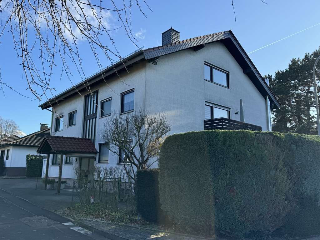 Immobilie in Nidderau - Gemütliche Dachgeschosswohnung in kleiner Wohneinheit und guter Lage - Bild 2