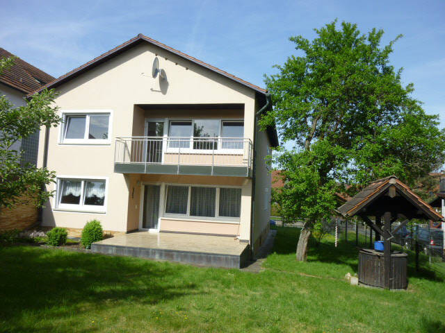 Immobilie in Marktrodach - Sehr gepflegte, geräumige Immobilie in bevorzugter Lage Marktrodachs - Bild 1