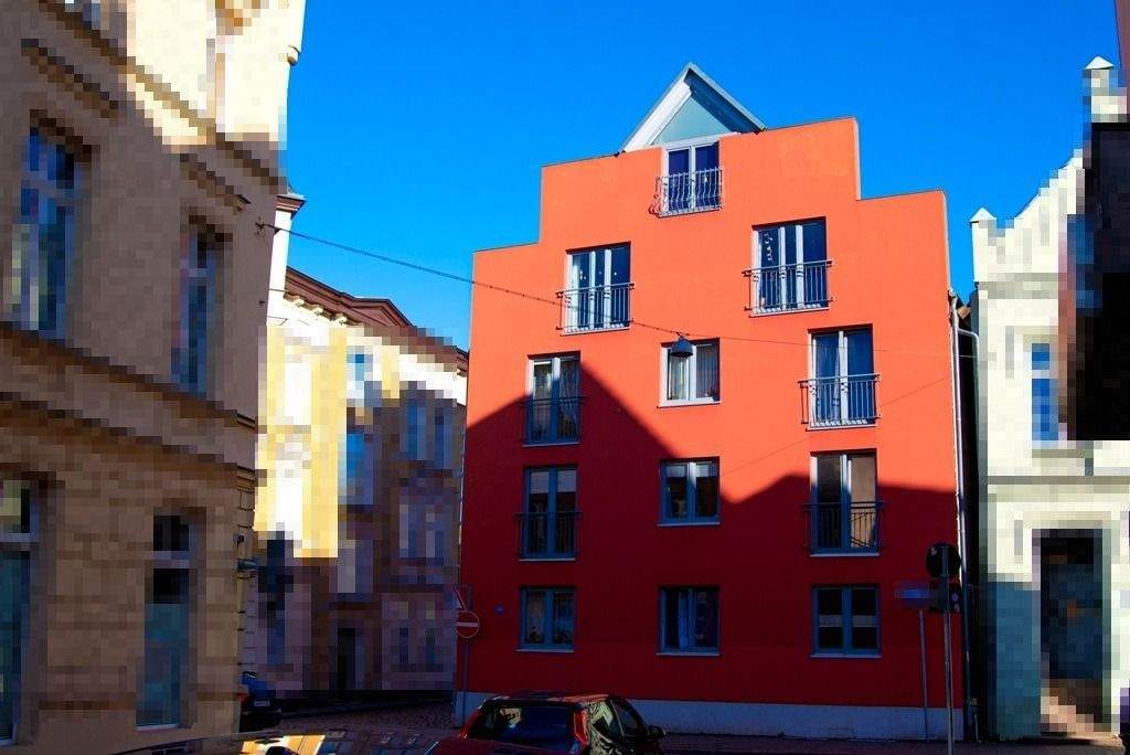 Immobilie in Güstrow - Erstklassiges Mehrfamilienhaus - Innenstadtlage - Bild 3