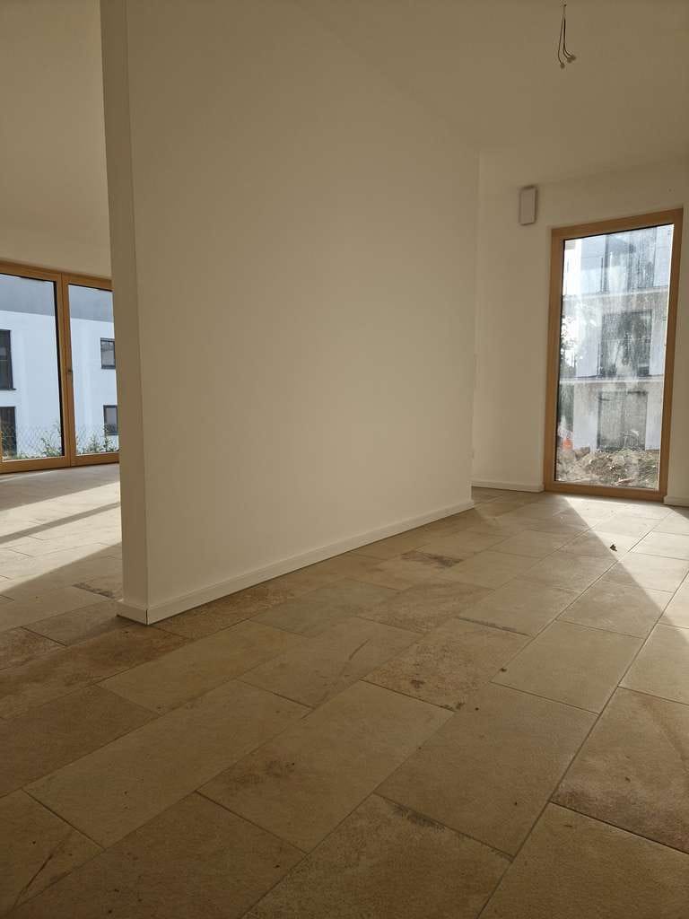 Immobilie in Bodenwöhr - Provisionsfrei ** moderne große 3 Zimmer Erdgeschosswohnung mit Garten - Bild 4