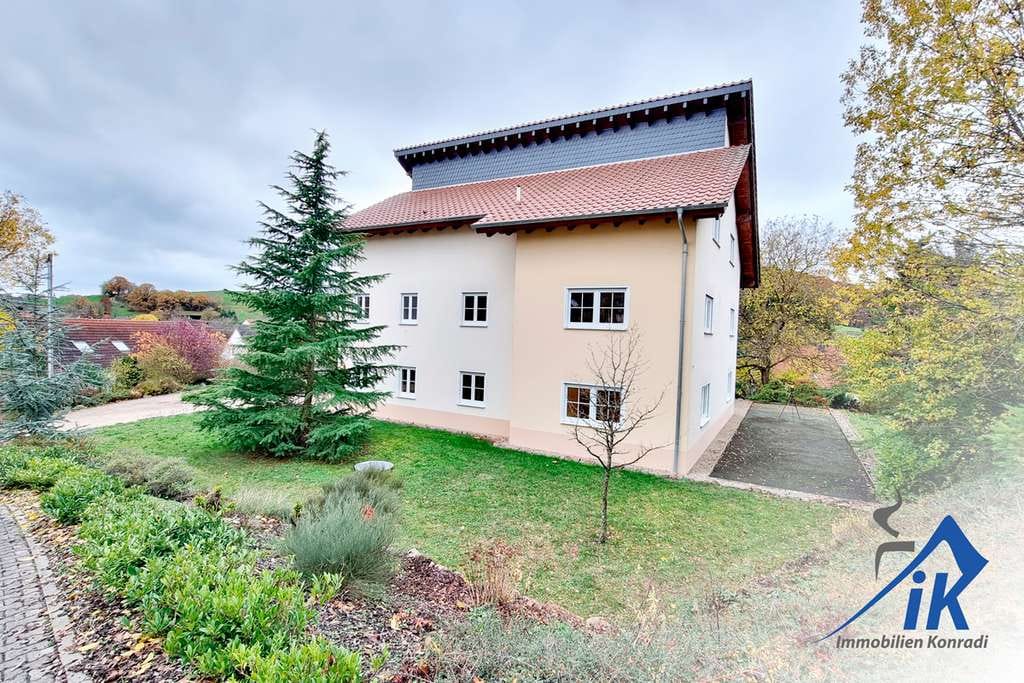 Immobilie in Herschweiler-Pettersheim - IK | Herschweiler-Pettersheim:  Exklusives Anwesen mit zeitloser Eleganz -    ein Zuhause mit Flair - Bild 2