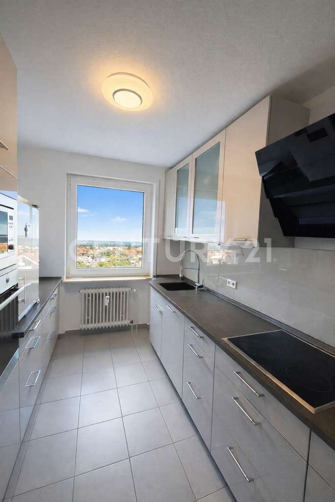 Immobilie in Ummendorf - Kernsanierte 4-Zimmer-Wohnung mit Wintergarten - Bild 2