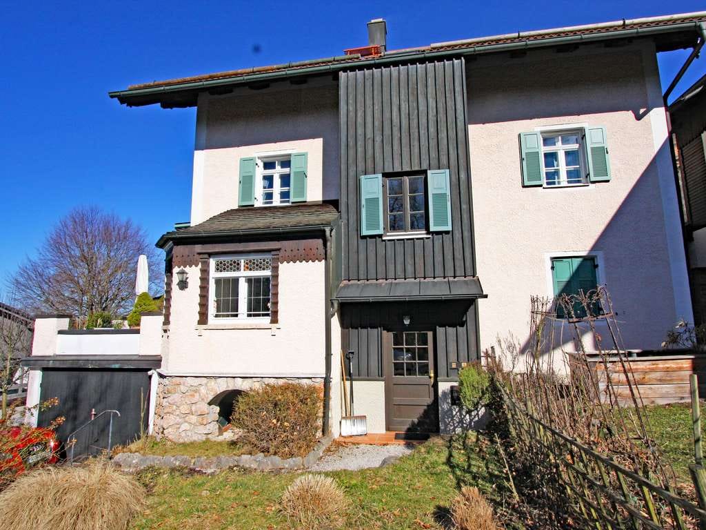 Immobilie in Marquartstein - Ansprechende Jugendstilwohnung in sonnenverwöhnter Aussichtslage - Bild 1