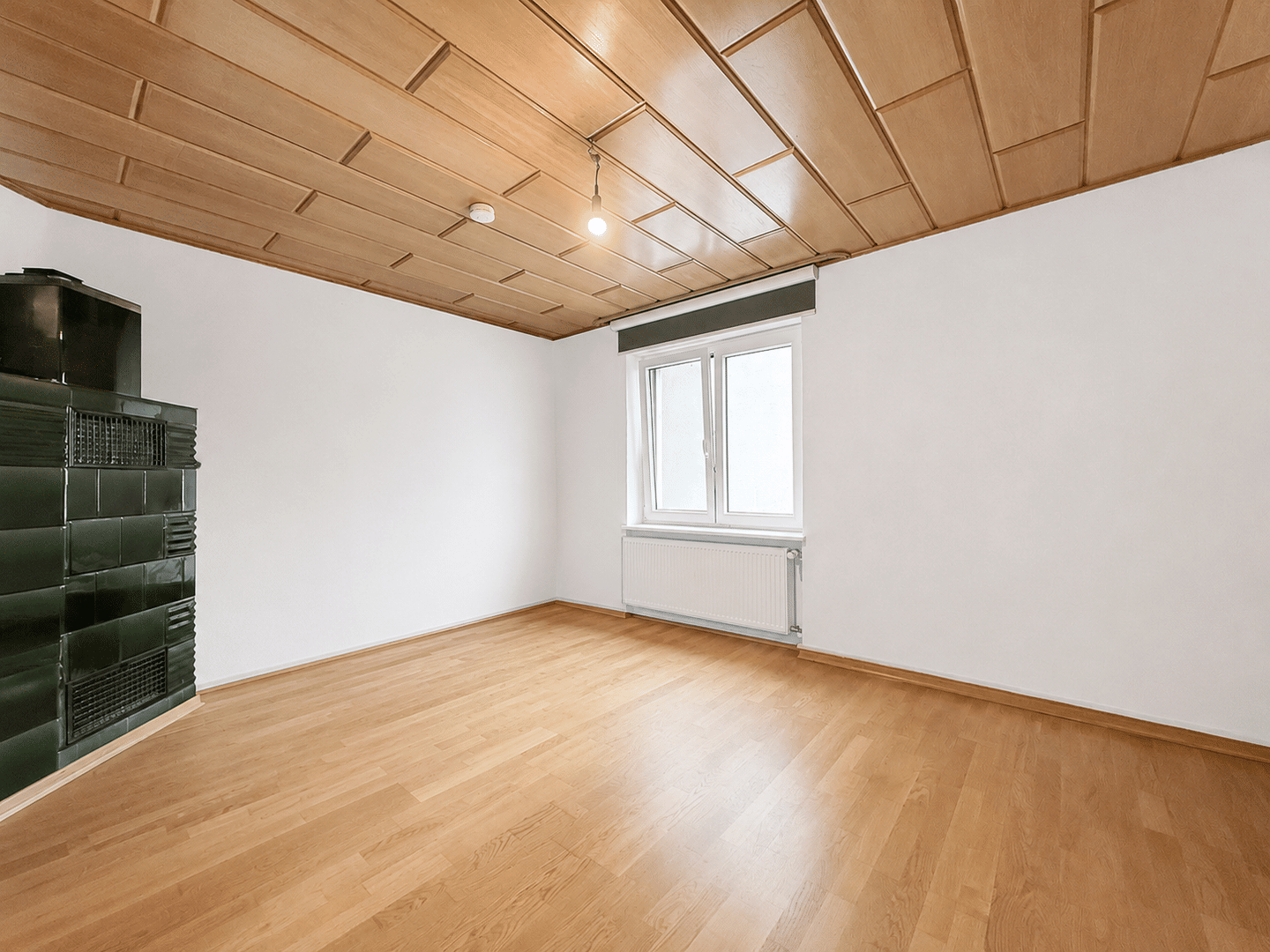 Immobilie in Hammerstein - Charmantes Einfamilienhaus mit Scheune, Innenhof und Ausbaupotenzial in Hammerstein - Bild 1