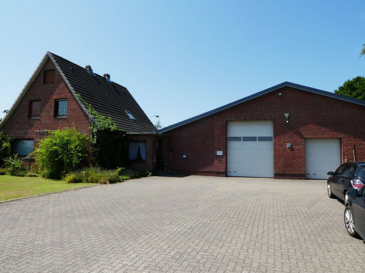 Immobilie in Blomesche Wildnis - *** Seltene Gelegenheit - Geräumiges Wohnhaus mit multifunktionaler Lagerhalle, auf großem Grundstück, in strategisch guter Lage *** - Bild 1