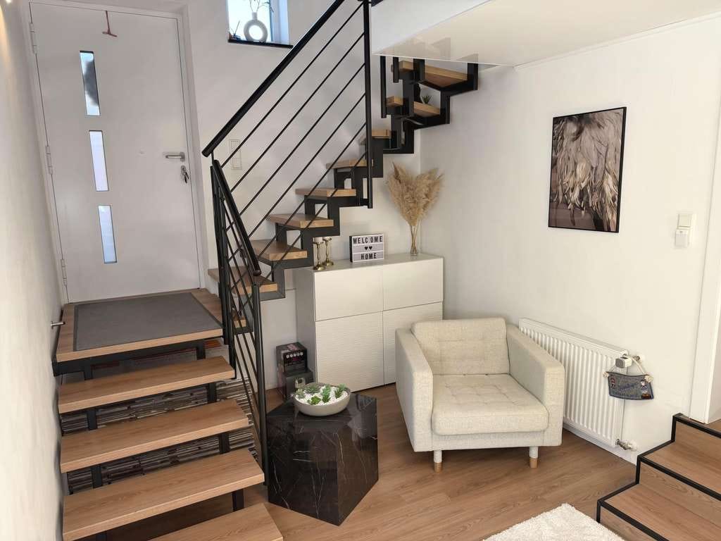 Immobilie in Hasselroth - Modernisiertes 5-Parteienhaus mit Neubau-Doppelhaushälfte in ruhiger Lage - Bild 2