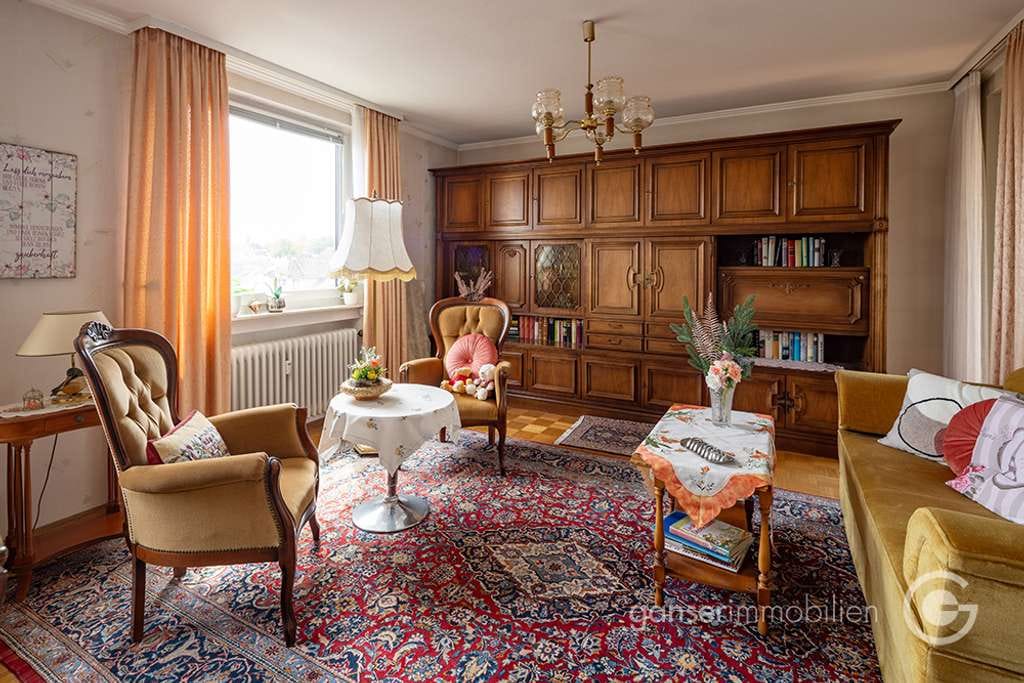 Immobilie in Bad Soden - Musikerviertel: großzügige 2 (bis 3) Zi.-Wohnung, stufenlos, Aufzug, Einzelgarage, zentral und ruhig - Bild 3