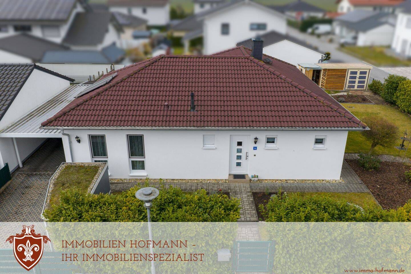 Immobilie in Otzing - ++ Neuwertiger, Effizienzklasse A Bungalow - direkt einziehen und wohlfühlen ++ - Bild 1