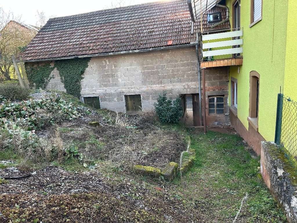 Immobilie in Breunigweiler - Ehemaliger Bauernhof mit Nebengebäuden in idyllicher Lage. - Bild 3