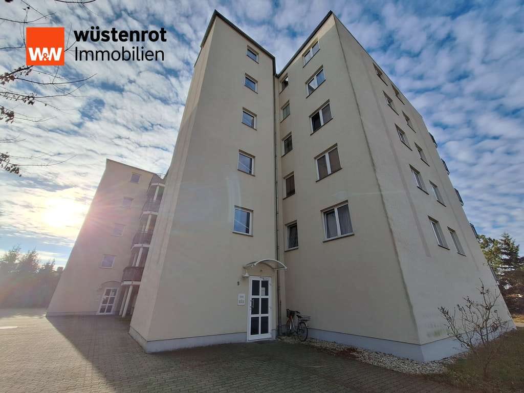 Immobilie in Gräfenhainichen - Gräfenhainichen. Attraktive 2-Raum-Wohnung mit großem Balkon – ideal für Singles oder Paare - Bild 0