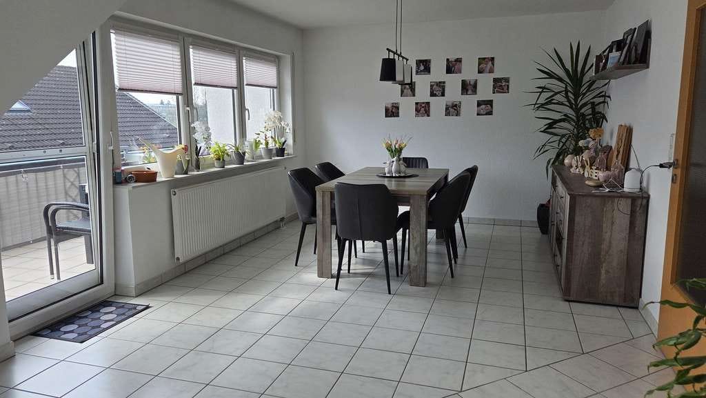Immobilie in Sasbach - Sasbach - Moderne 4,5 Zimmer DG-Wohnung - provisionsfrei - Bild 1