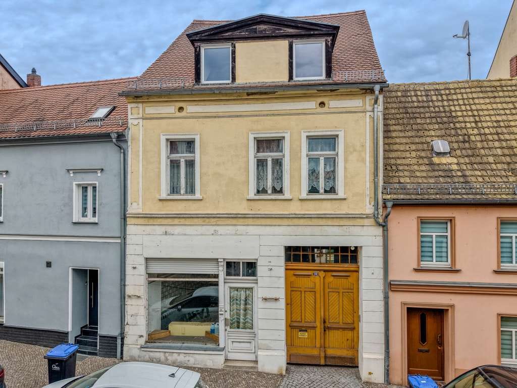 Immobilie in Wurzen - Historisches Stadthaus mit Gewerbefläche und Gartenparadies - Bild 0