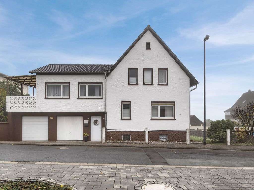 Immobilie in Merenberg - Geschmackvoll saniertes Einfamilienhaus in Merenberg bei Limburg Weilburg - Bild 2