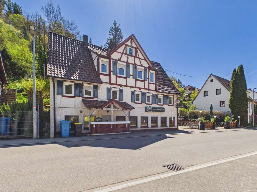 Immobilie in Oberndorf am Neckar - Genuss und Zuhause am Neckar – Charmante Gaststätte mit Wohnung - Bild 0