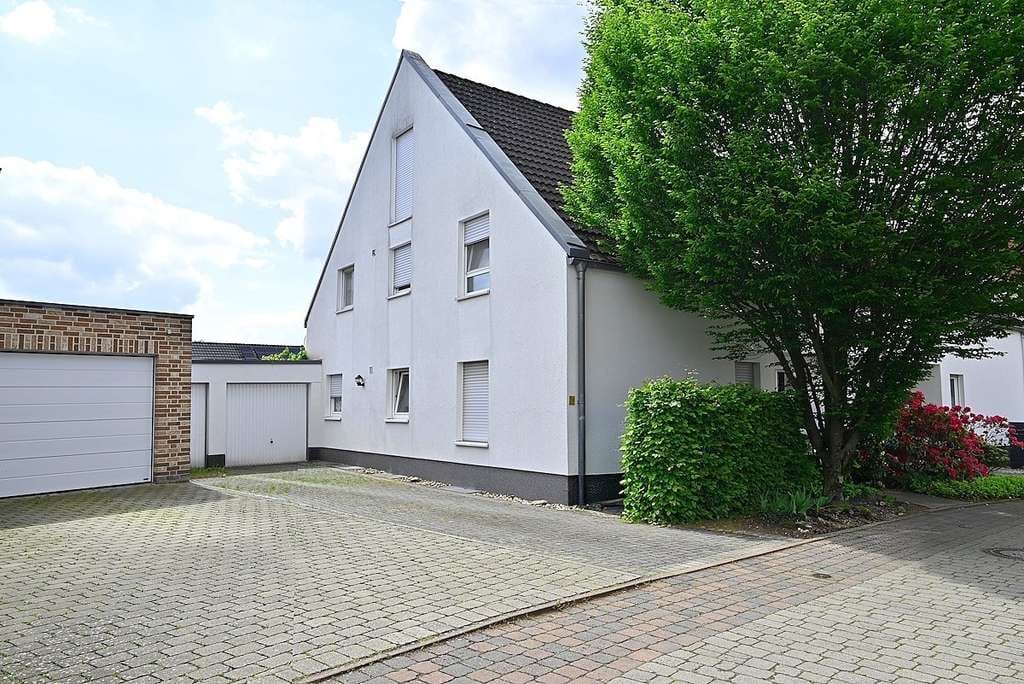 Immobilie in Olfen - Olfen: Hochwertiges Mehrfamilienhaus 4 Wohnungen 4 Garagen als gute Kapitalanlage zu verkaufen! - Bild 0