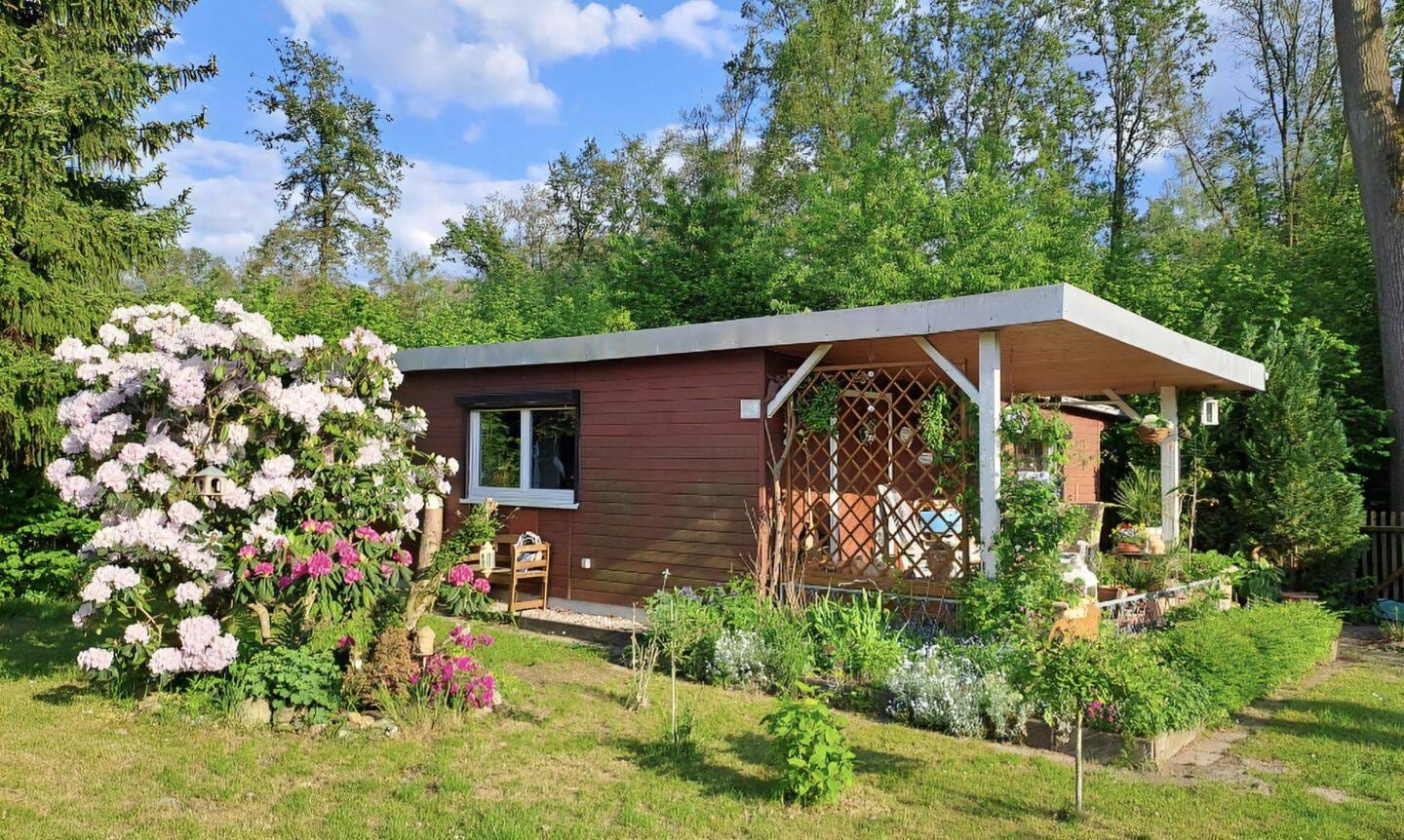 Immobilie in Belgern-Schildau - Freizeitgrundstück mit liebe- und stilvoll hergerichteten Bungalow in unmittelbarer Nähe zum Seebad in Schildau - Bild 0