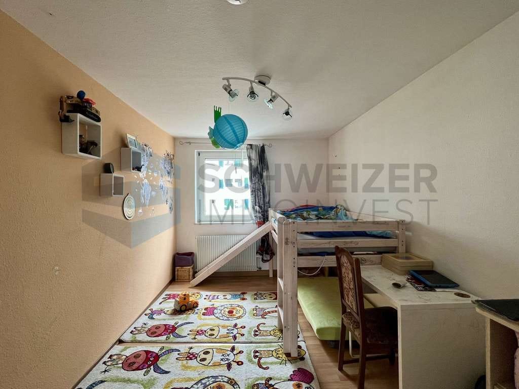 Immobilie in St. Georgen im Schwarzwald - Großzügige 4,5-Zimmer-Wohnung mit Balkon, Stellplätzen in St. Georgen - Bild 4