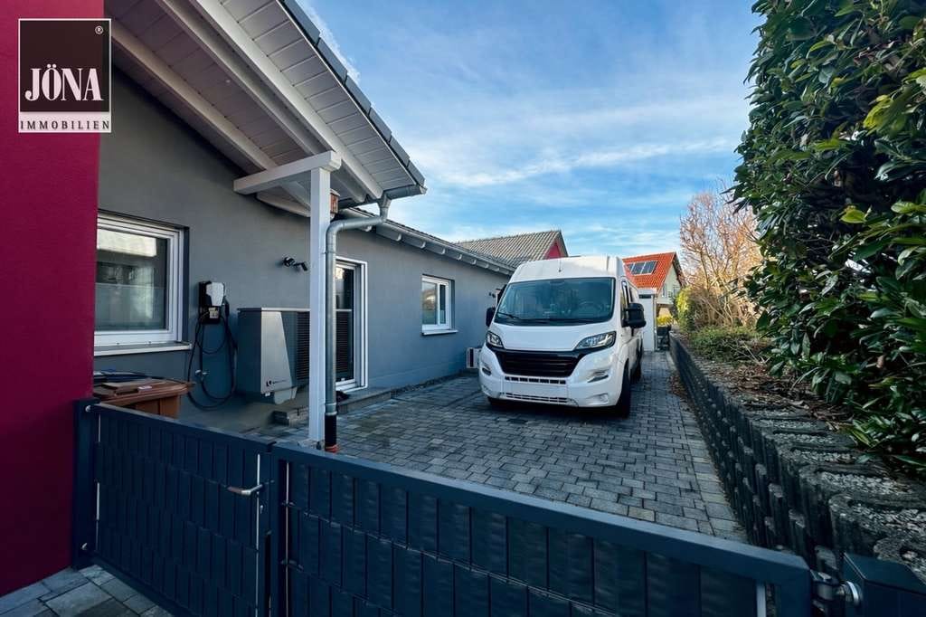 Immobilie in Himmelkron - Ein außergewöhnliches Wohnkonzept – klar, hochwertig, auf einer Ebene - Bild 4