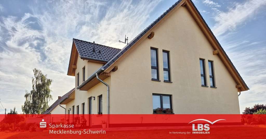Immobilie in Sternberg - modernes Wohnen in See-Nähe - Bild 0