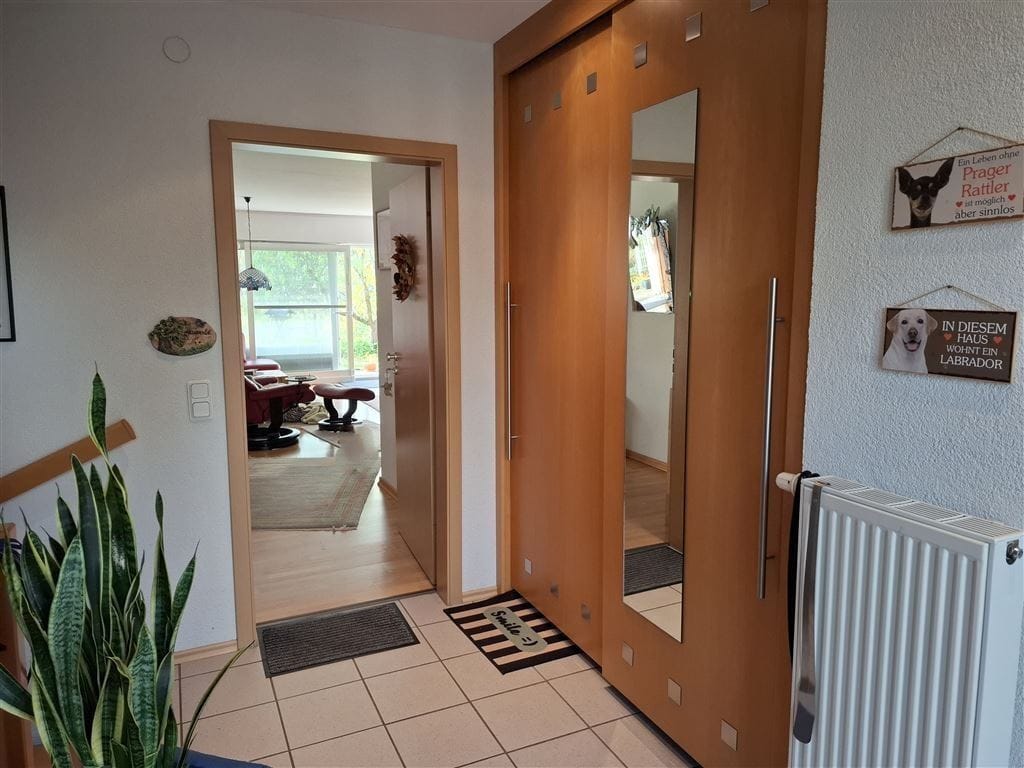 Immobilie in Kirchheim - Platz für die ganze Familie – Haus mit Einliegerwohnung - Bild 2