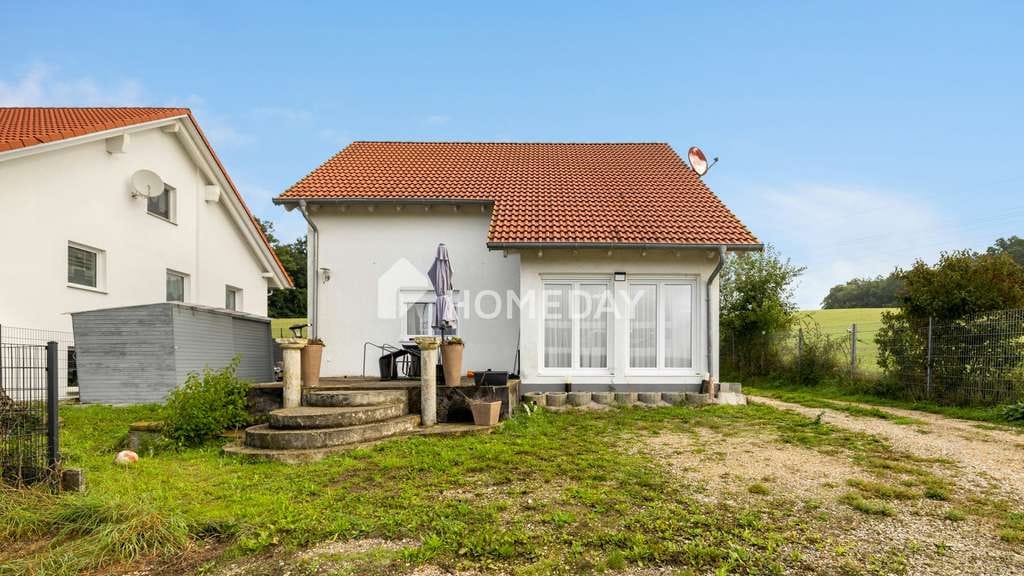 Immobilie in Mallersdorf-Pfaffenberg - Ruhig gelegenes Einfamilienhaus mit Energieeffizienzklasse A und viel Platz für die ganze Familie - Bild 3