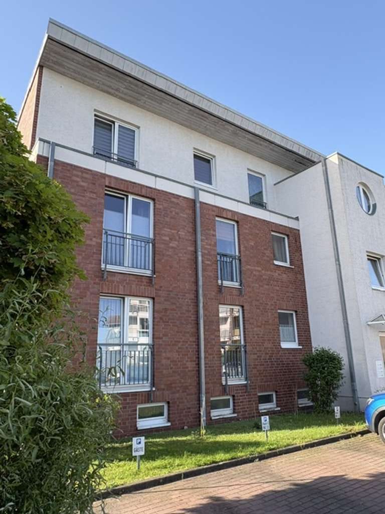 Immobilie in Haldensleben - Charmante 3‑Raum‑Wohnung in Haldensleben – ruhig gelegen und zentral angebunden - Bild 0