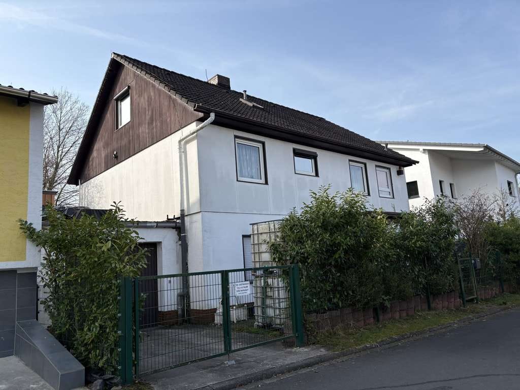 Immobilie in Rodenbach - Großzügiges Einfamilienhaus in Feldrandlage - Bild 0
