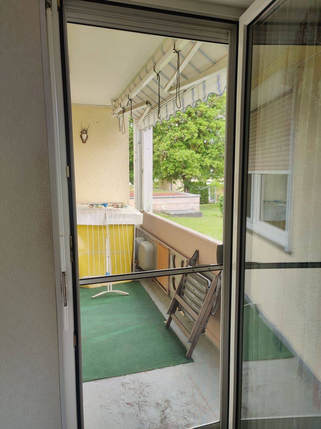 Immobilie in Wildberg - Günstig, Ideal für Senioren oder Familie mit Kind !!! Gepflegte 3 Zi. ETW, Loggia, Garagenplatz in Wildberg - Bild 0