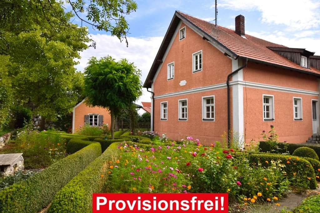 Immobilie in Karlshuld - Ein echtes Liebhaber-Juwel! Landhaus mit Einliegerwohnung/Büro/Praxis/Laden und 100 qm Ausbaureserve - Bild 0