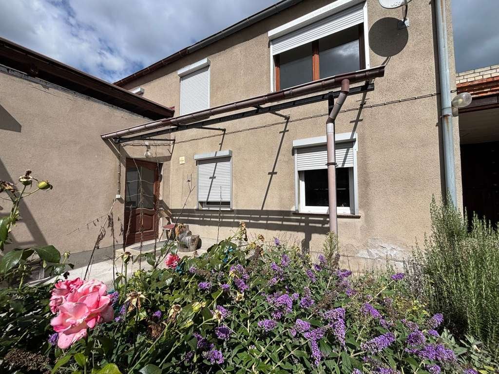 Immobilie in Jessen (Elster) - Zum kleinen Preis ins Eigenheim: Handwerkerhaus mit Garage, PV-Anlage und viel Potenzial in Jessen - Bild 1