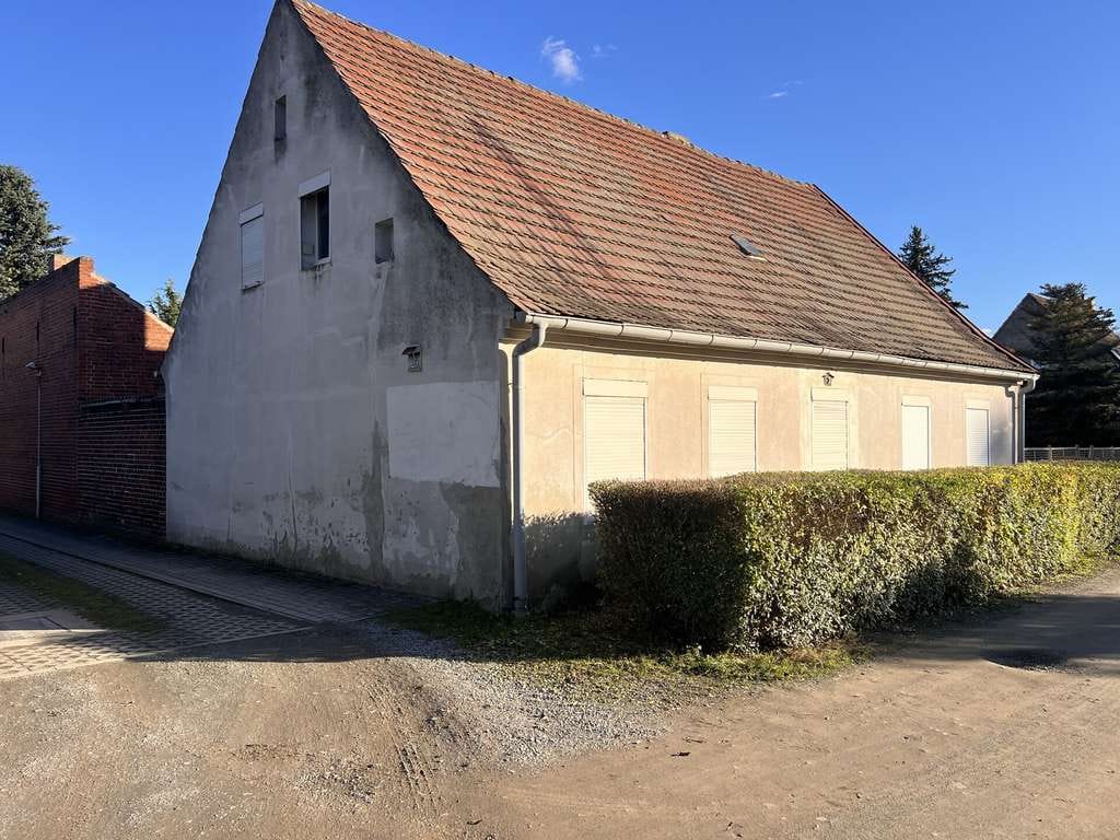 Immobilie in Finsterwalde - Einfamilienhaus in guter Lage und viel Potenzial im Herzen von Finsterwalde - Bild 2