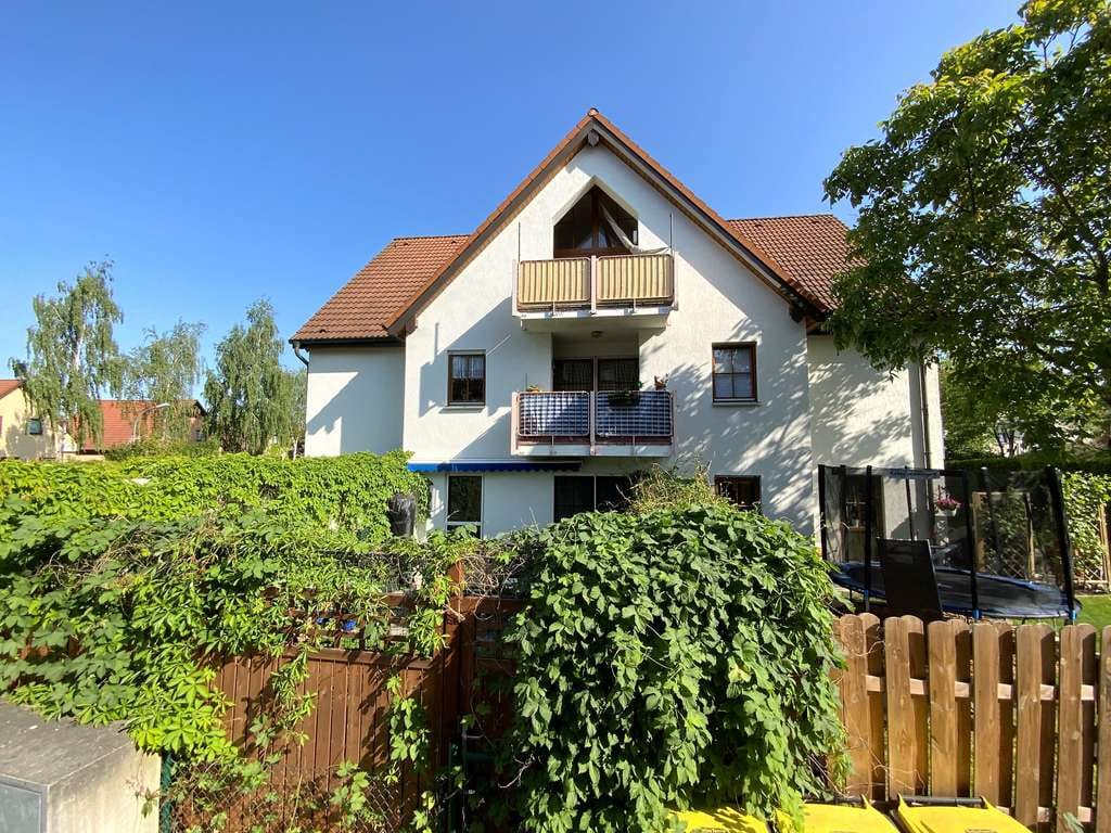 Immobilie in Leegebruch - vermietete 3 Zimmer-Wohnung im 1.OG mit Balkon, Loggia und Einzelgarage zu verkaufen! - Bild 2
