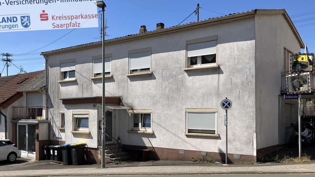 Immobilie in Ottweiler - Vermietetes 2-Fam.Haus im Herzen von Ottweiler - Bild 0