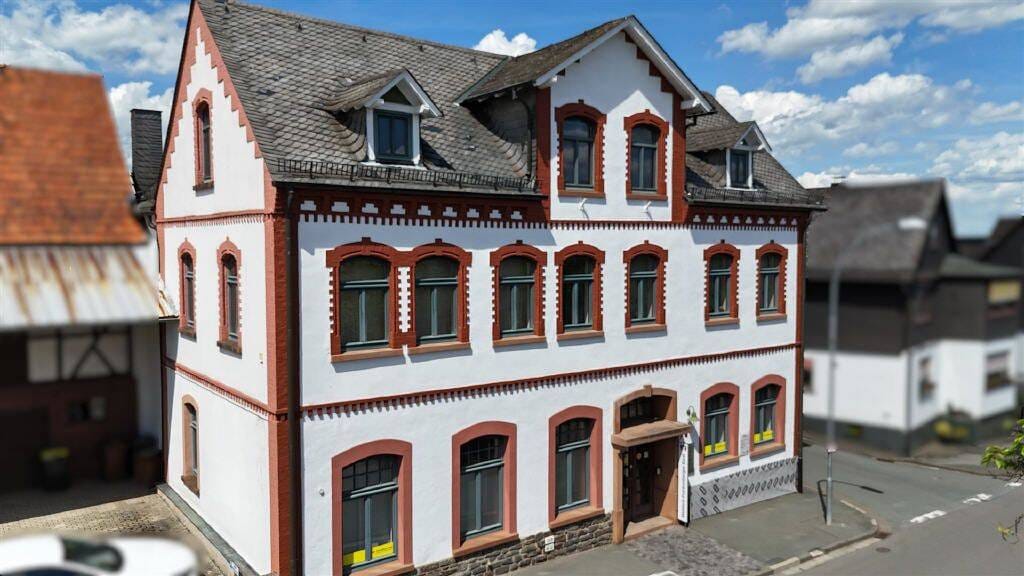 Immobilie in Battenberg - attraktives Wohn- u. Geschäftshaus in Battenberg (Eder) - Bild 1