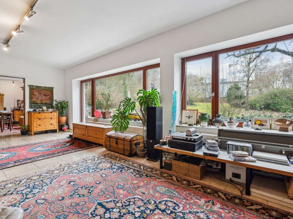 Immobilie in Bopfingen - Großzügiges Zweifamilienhaus mit Traumgrundstück in Bopfingen - Bild 0