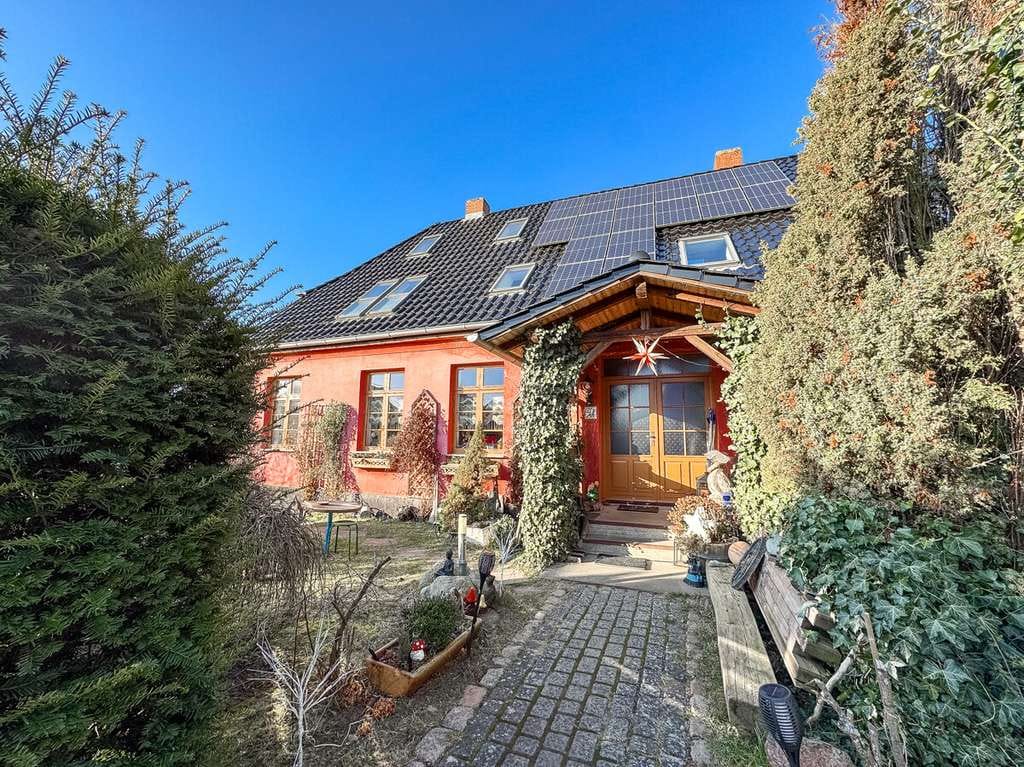 Immobilie in Kritzmow - Viel Platz nahe Rostock (10 Min.) // Haus ca. 300 m² Wohnfläche & 2000 m² Grundstück // Feldrandlage - Bild 1