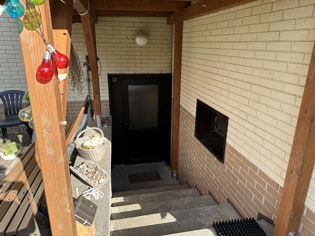 Immobilie in Tangerhütte - Einfamilienhaus mit 6,5 Zimmern und Garage in Hüselitz - Bild 3