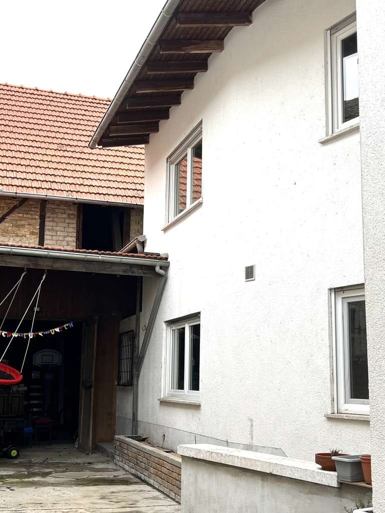 Immobilie in Gau-Odernheim - kleiner Hof...grosses Potential...einfach einziehen und nach eigenen Wünschen umgestalten - Bild 2