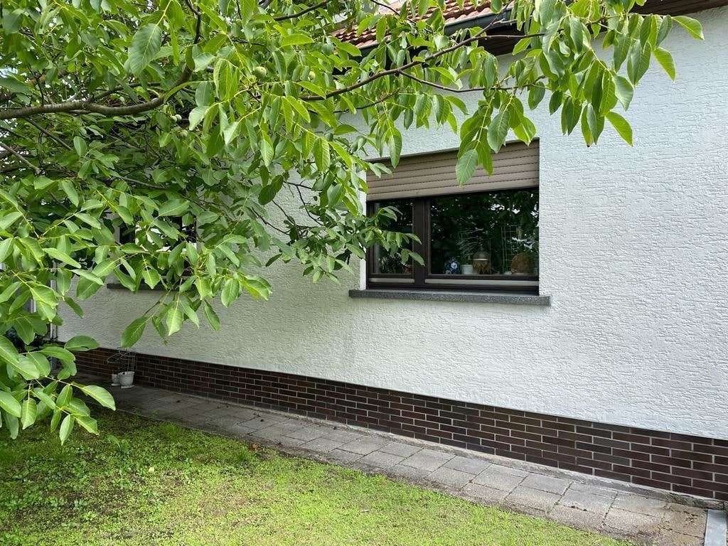 Immobilie in Karlstein am Main - Klassischer  Bungalow  auf XXL-  Grundstück in idyllischer  Wohngegend***** - Bild 1