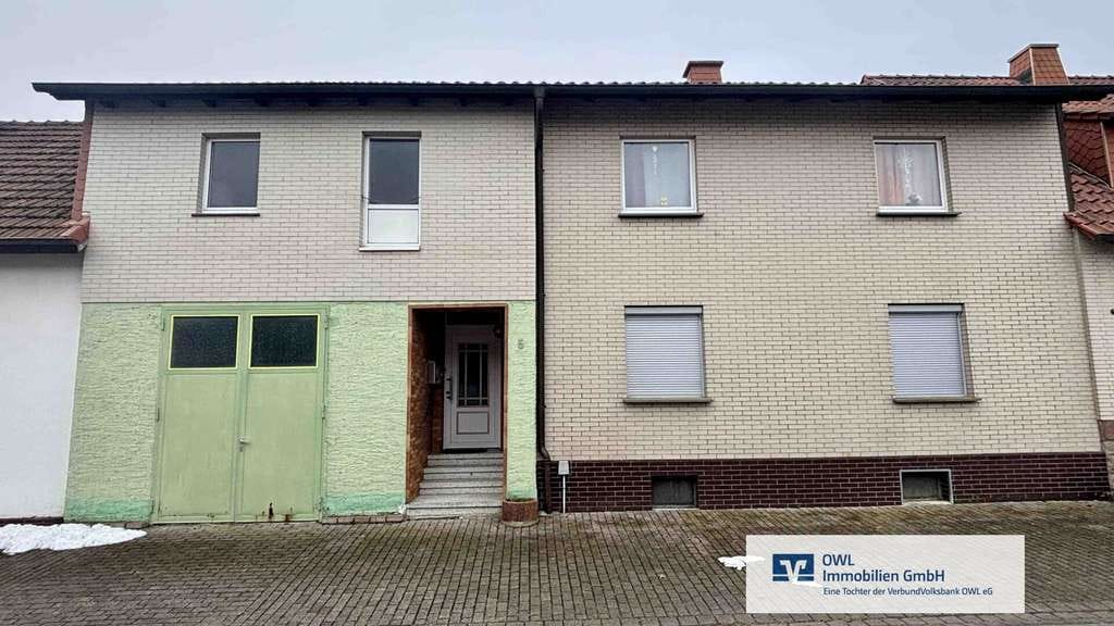 Immobilie in Willebadessen - Einfamilienhaus mit Ausbaupotenzial in ruhiger Lage - Bild 0