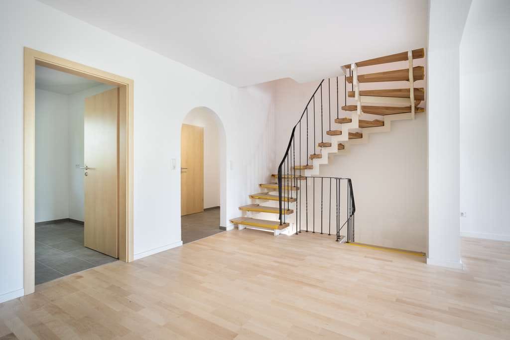 Immobilie in Oberhaching - Ruhig, hell, renoviert: individuelles Reihenmittelhaus mit Blick - Bild 0
