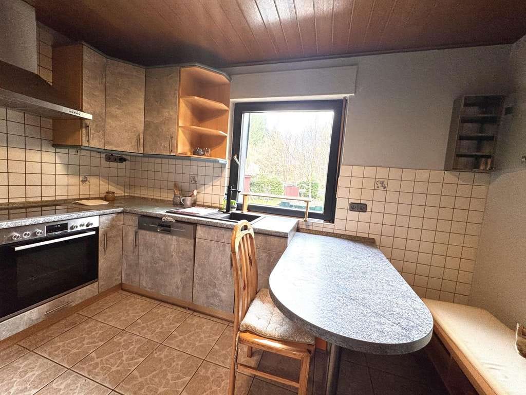 Immobilie in Borod - Einfamilienhaus mit einzigartigem Naturgrundstück und Teichanlage - Bild 2