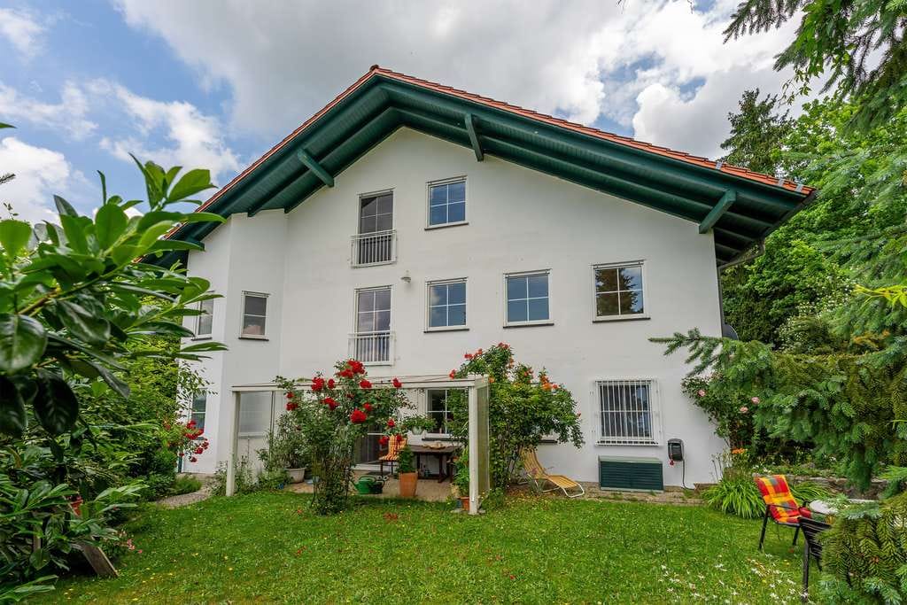 Immobilie in Geiselhöring - *Hochwertiges Mehrfamilienhaus mit 4 Wohneinheiten für Kapitalanleger* - Bild 3
