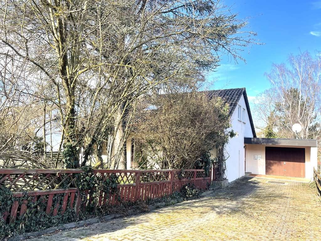 Immobilie in Heimsheim - Großzügig wohnen, vielseitig nutzen - freistehendes Haus mit Einliegerwohnung - Bild 2
